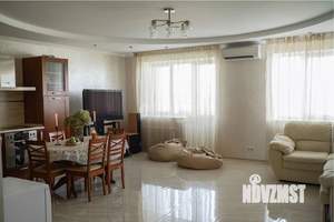 4-к квартира, вторичка, 140м2, 8/10 этаж