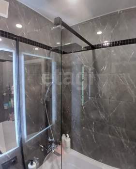 3-к квартира, вторичка, 76м2, 9/10 этаж