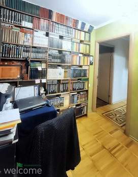 4-к квартира, вторичка, 76м2, 2/9 этаж