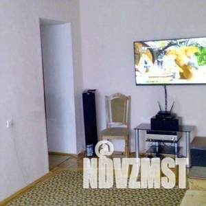 3-к квартира, вторичка, 74м2, 8/9 этаж