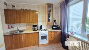 2-к квартира, вторичка, 59м2, 1/10 этаж