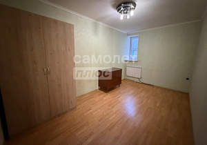 3-к квартира, вторичка, 63м2, 1/1 этаж