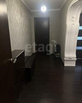 3-к квартира, вторичка, 74м2, 3/5 этаж