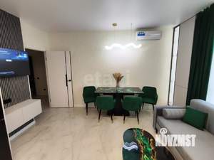 2-к квартира, вторичка, 58м2, 11/18 этаж