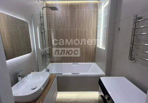 2-к квартира, вторичка, 62м2, 7/16 этаж