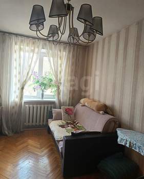 3-к квартира, вторичка, 58м2, 5/5 этаж