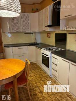 4-к квартира, вторичка, 82м2, 5/5 этаж