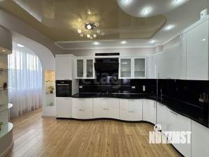 3-к квартира, вторичка, 100м2, 8/10 этаж