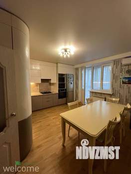 3-к квартира, вторичка, 105м2, 2/9 этаж