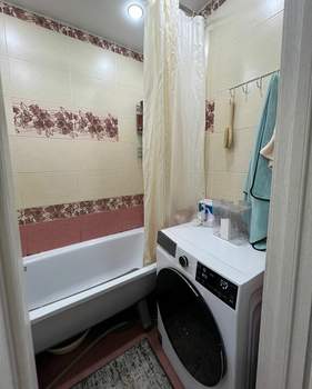 4-к квартира, вторичка, 80м2, 3/9 этаж