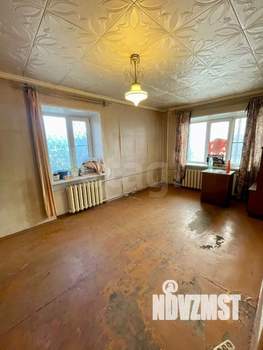 3-к квартира, вторичка, 57м2, 1/4 этаж