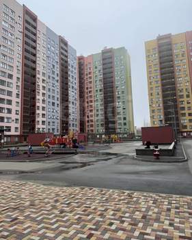 2-к квартира, вторичка, 63м2, 12/16 этаж