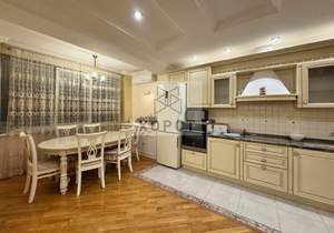 2-к квартира, вторичка, 88м2, 6/6 этаж
