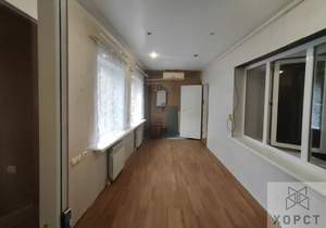 3-к квартира, вторичка, 63м2, 1/1 этаж