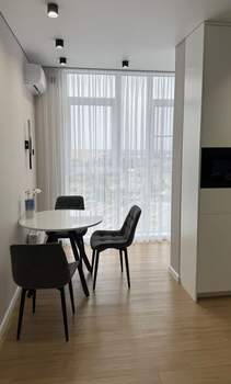 2-к квартира, вторичка, 64м2, 10/23 этаж