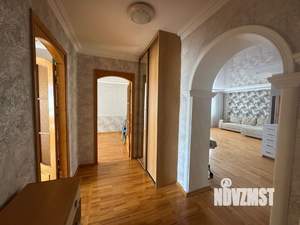 3-к квартира, вторичка, 98м2, 11/12 этаж