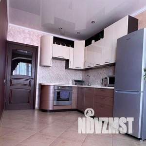 2-к квартира, вторичка, 61м2, 7/16 этаж