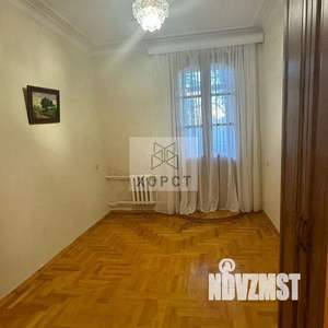 2-к квартира, вторичка, 62м2, 2/4 этаж