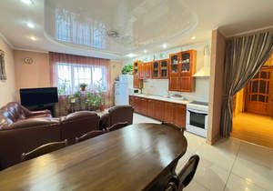 2-к квартира, вторичка, 77м2, 3/10 этаж