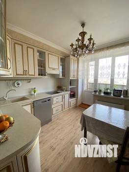 4-к квартира, вторичка, 99м2, 11/16 этаж