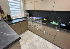 3-к квартира, вторичка, 130м2, 1/9 этаж