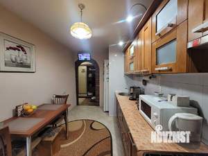 3-к квартира, вторичка, 68м2, 1/10 этаж