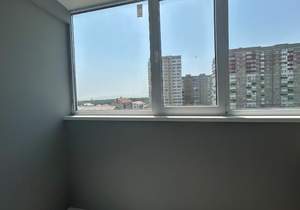 2-к квартира, вторичка, 64м2, 1/16 этаж