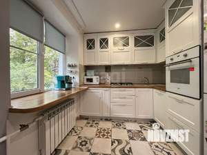 2-к квартира, вторичка, 64м2, 1/5 этаж