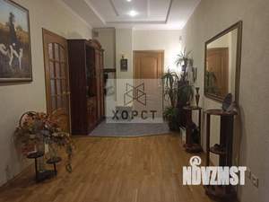 4-к квартира, вторичка, 150м2, 2/6 этаж