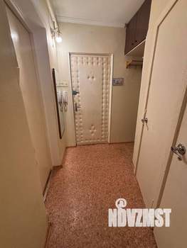 2-к квартира, вторичка, 37м2, 1/5 этаж