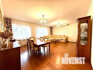 4-к квартира, вторичка, 180м2, 10/11 этаж