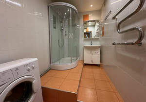 3-к квартира, вторичка, 74м2, 2/9 этаж