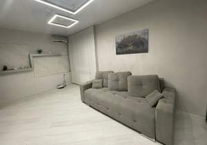 2-к квартира, вторичка, 69м2, 1/4 этаж