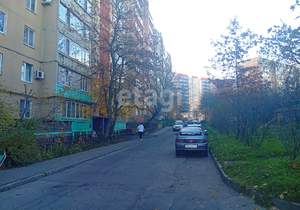 2-к квартира, вторичка, 70м2, 3/10 этаж