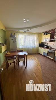 4-к квартира, вторичка, 183м2, 4/9 этаж