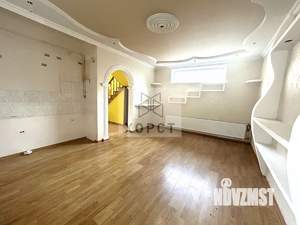 3-к квартира, вторичка, 98м2, 2/2 этаж