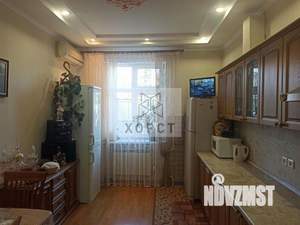 4-к квартира, вторичка, 150м2, 2/6 этаж