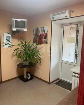 3-к квартира, вторичка, 70м2, 1/14 этаж