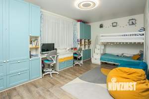 2-к квартира, вторичка, 61м2, 1/9 этаж