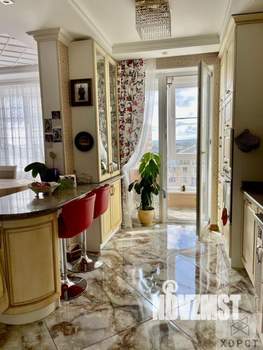 4-к квартира, вторичка, 137м2, 6/9 этаж