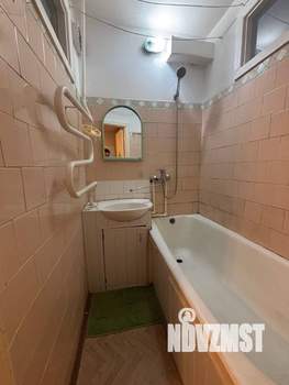 2-к квартира, вторичка, 37м2, 1/5 этаж