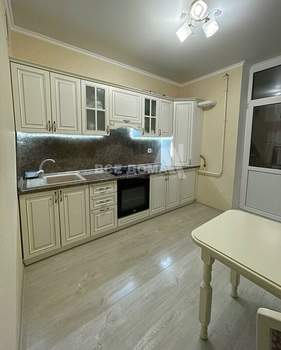 1-к квартира, вторичка, 41м2, 7/18 этаж