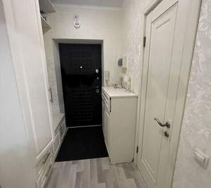 1-к квартира, вторичка, 42м2, 7/10 этаж