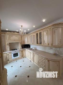 4-к квартира, вторичка, 135м2, 4/11 этаж