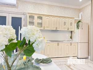 3-к квартира, вторичка, 137м2, 1/2 этаж