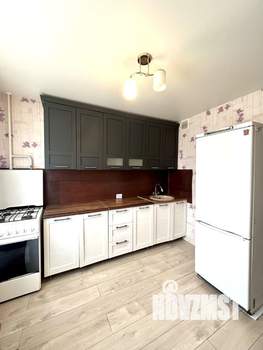 2-к квартира, вторичка, 53м2, 1/5 этаж