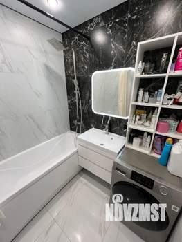 2-к квартира, вторичка, 60м2, 1/9 этаж