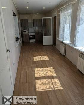 3-к квартира, вторичка, 62м2, 1/1 этаж