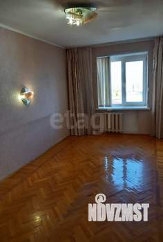 3-к квартира, вторичка, 76м2, 8/10 этаж