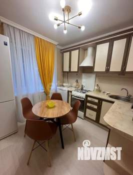 4-к квартира, вторичка, 100м2, 2/10 этаж